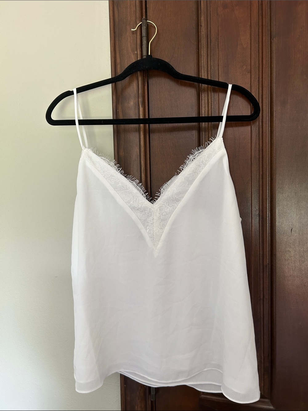 AQUA White Lace-Trim V-Neck Camisole